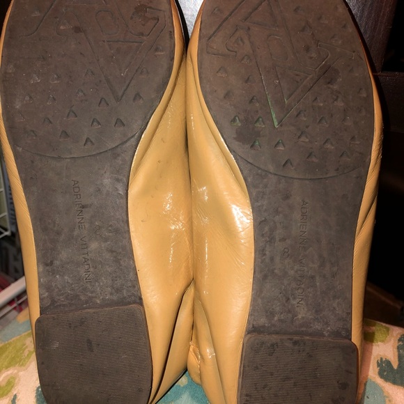 Adrienne Vittadini flats - Picture 3 of 4